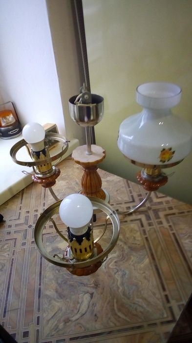 ЛЮСТРА из 3-х плафонов. Отличное состояние (вigмiнне)