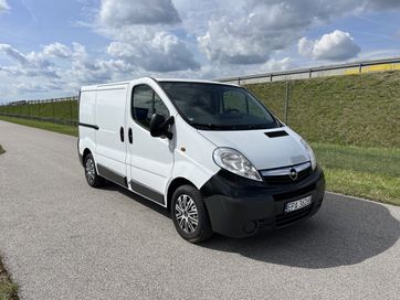 Opel Vivaro Trafic Primastar 2.0 115km Klimatyzacja Hak 2 komplety kół