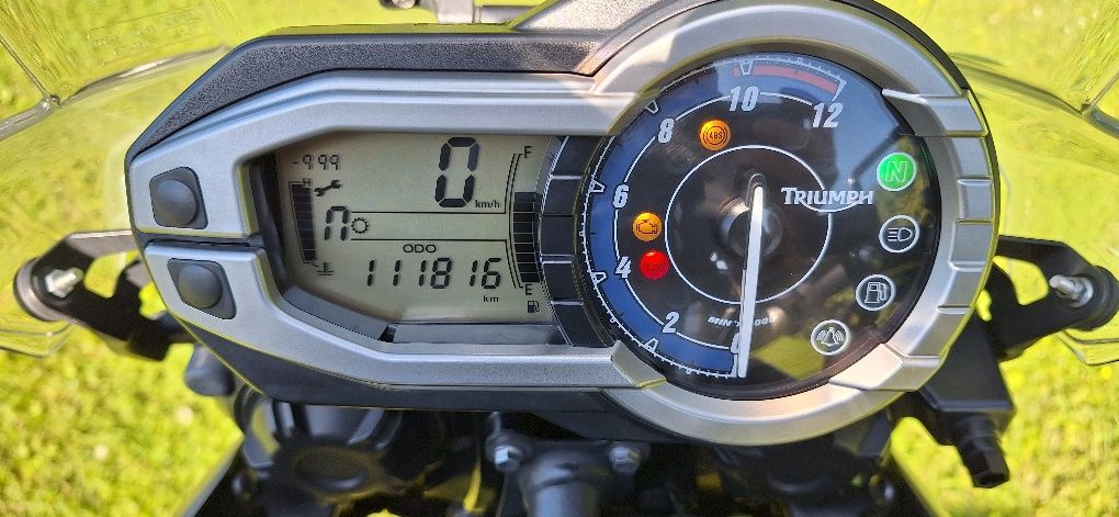 Triumph Tiger 800