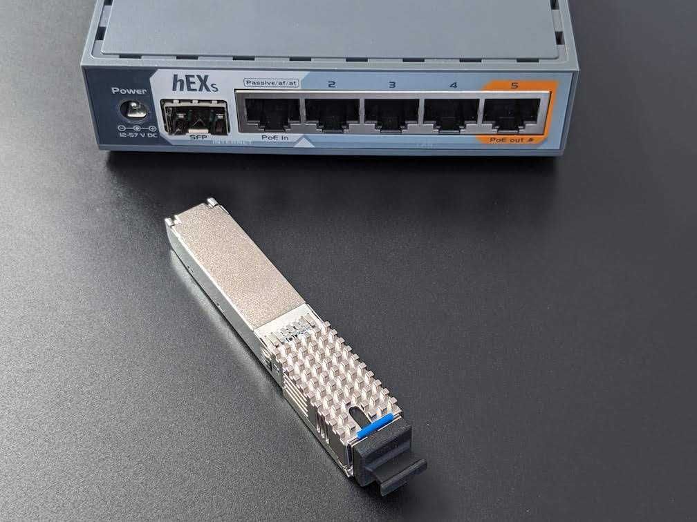 Модуль XPON (ONU у форм-факторі SFP SC-UPC) DFP-34X-2C2