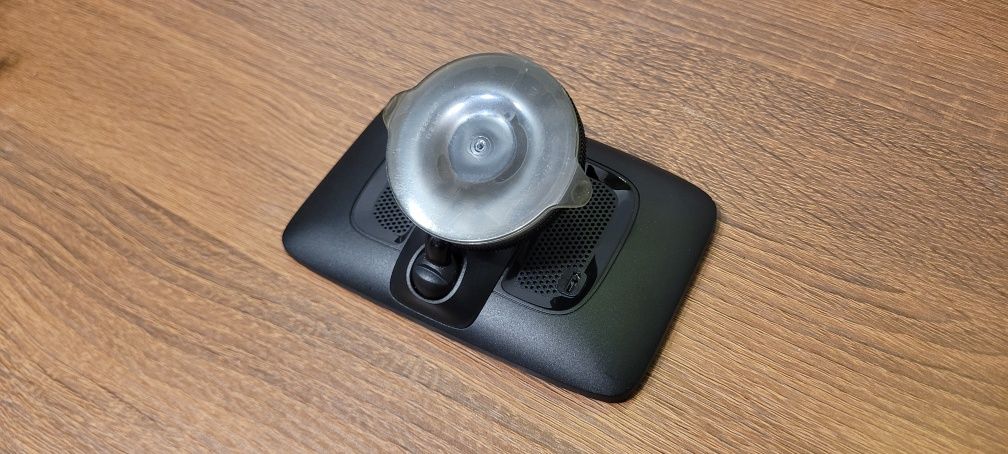 TOMTOM VIA 52 - Bezterminowe Mapy Całej Europy + Traffic + Bluetooth