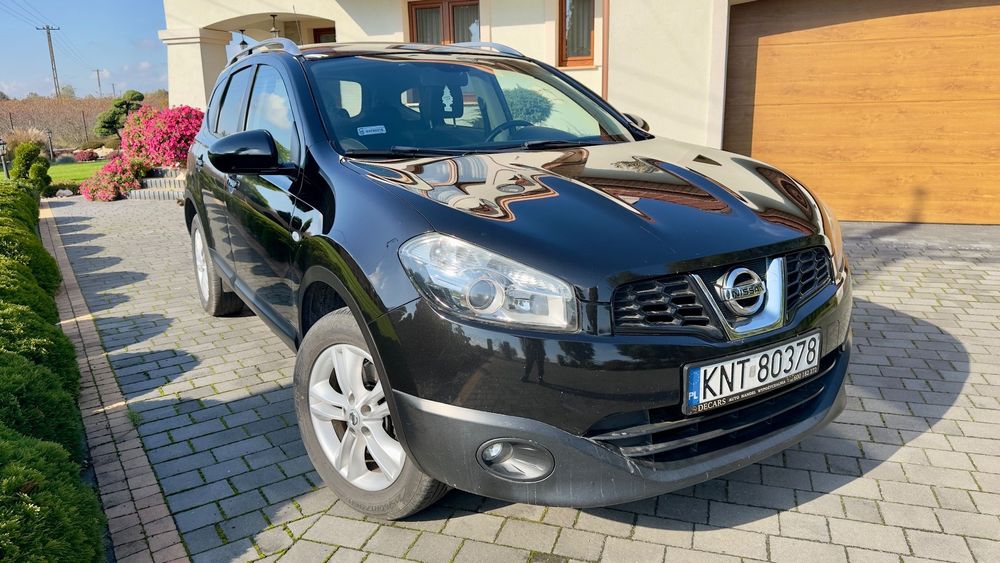 Nissan Qashqai+2 2.0 benz, 4x4, Hak, panorama, navi, kamera