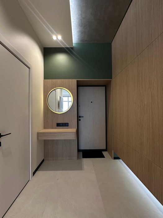 Продам квартиру з дизайнерським ремонтом.