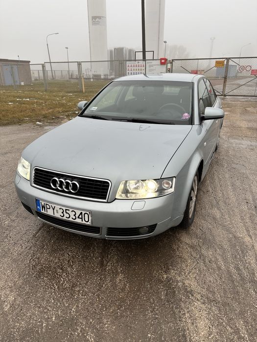 Audi A4 B6 r.2000 1.8 T benzyna