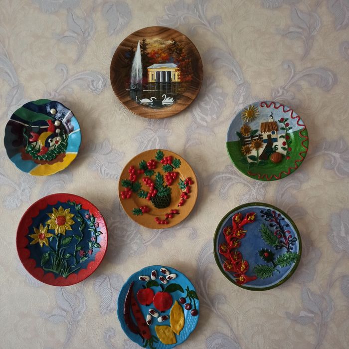 Декоративні тарілки