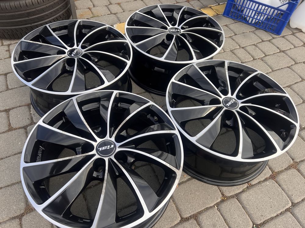 Титани 5x100 r17