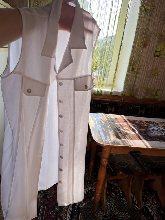 Легенький білий кардиган