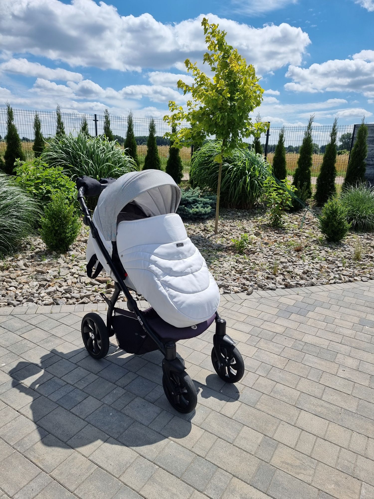 Sprzedam wózek dziecięcy Tutis Aero 2w1 – zestaw gondola + spacerówka