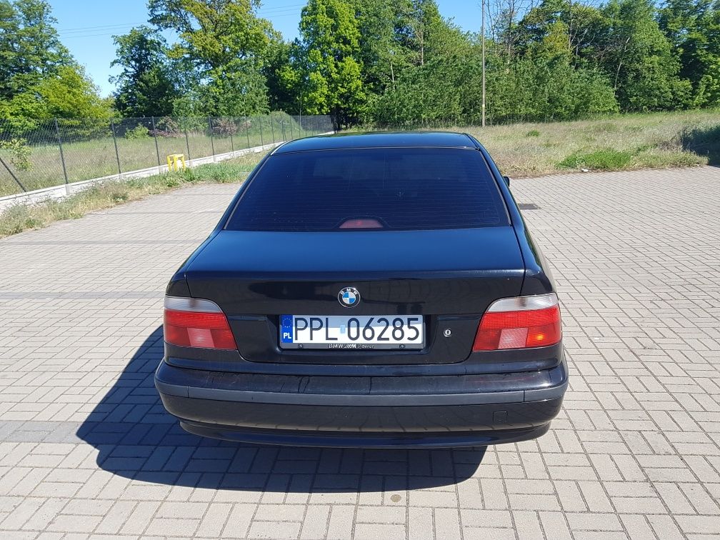 Sprzedam  BMW E39 320i