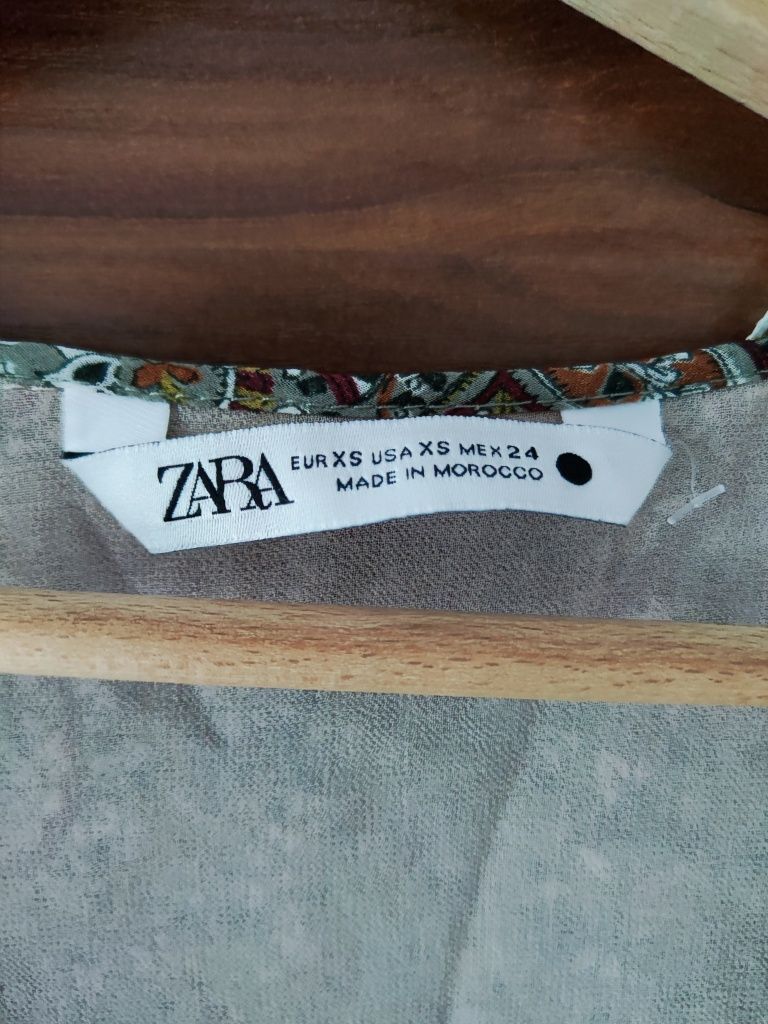 Wzorzysta bluzka Zara
