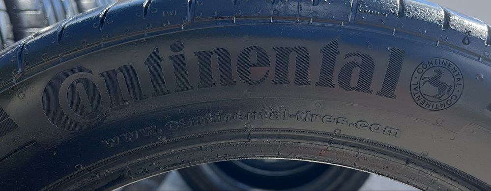 Шины б у 235/50R18 Continental