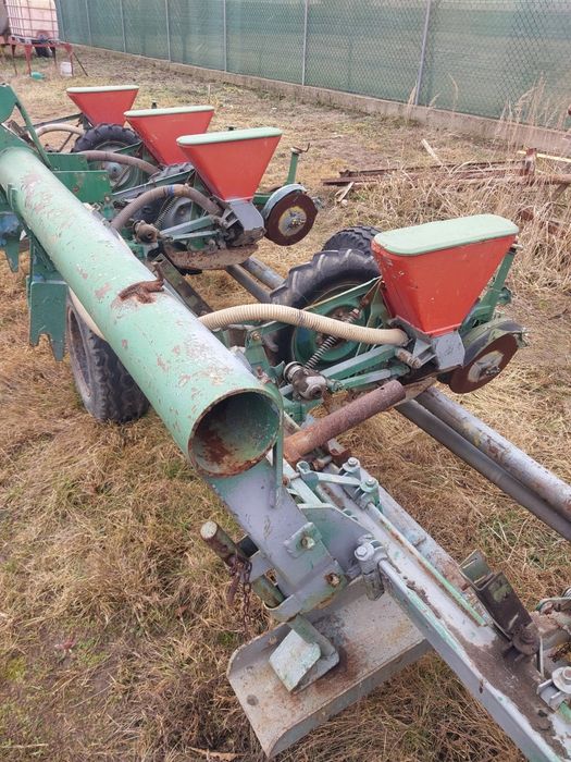 Sekcja wysiewająca siewnik nodet redlice skrzynie znaczniki koła częśc