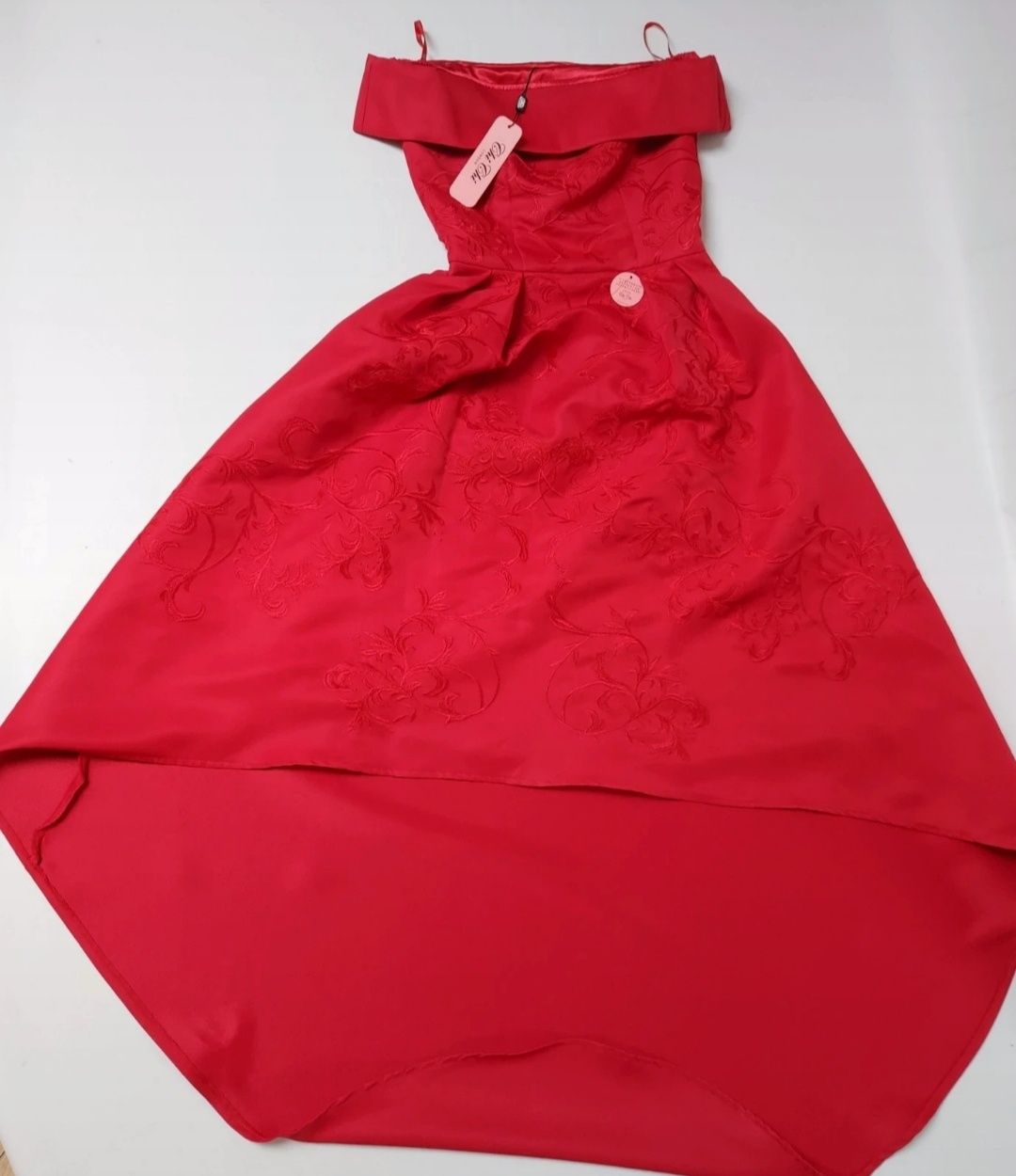 Nowa piękna czerwona suknia balowa asymetryczna hiszpański dekolt S 36