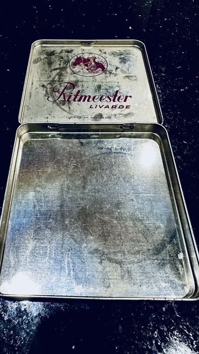 Stara blaszane pudełko po papierosach RITMEESTER