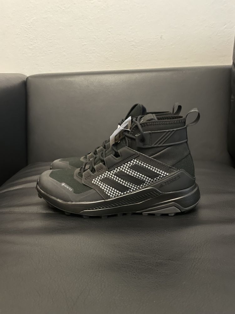 Оригінальні кроссовки Adidas Terrex Trailmaker Mid Gore-Tex FY2229