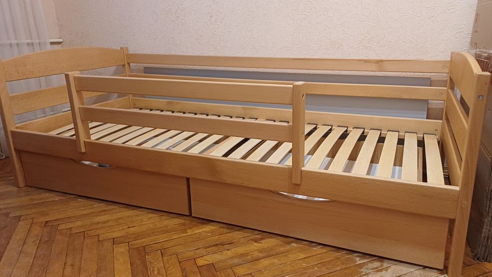 Односпальне Ліжко 1.9×0.8м