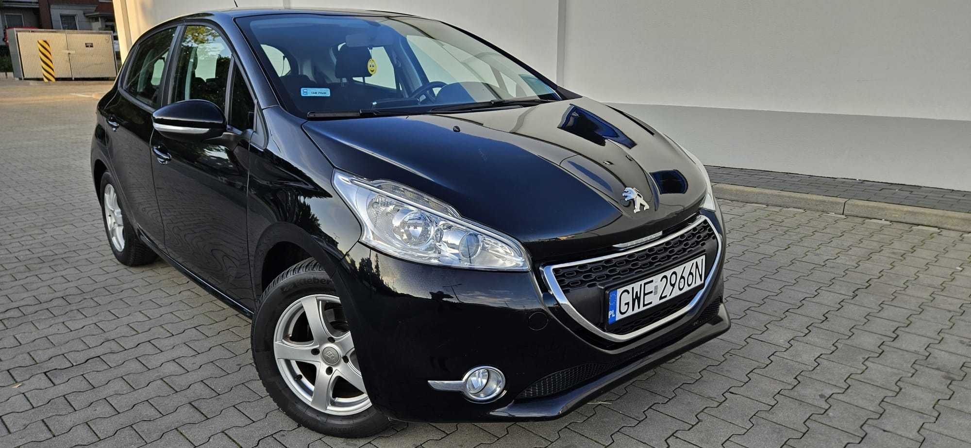 Peugeot 208 r.2014 1,2 VTi Active 82km-Salon PL , przebieg 92 tys