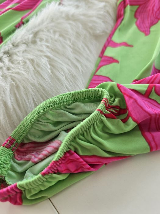 Sukienka maxi Soczyste kolory wycięcia