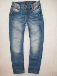107**  Spodnie chłopięce jeansy  152 cm