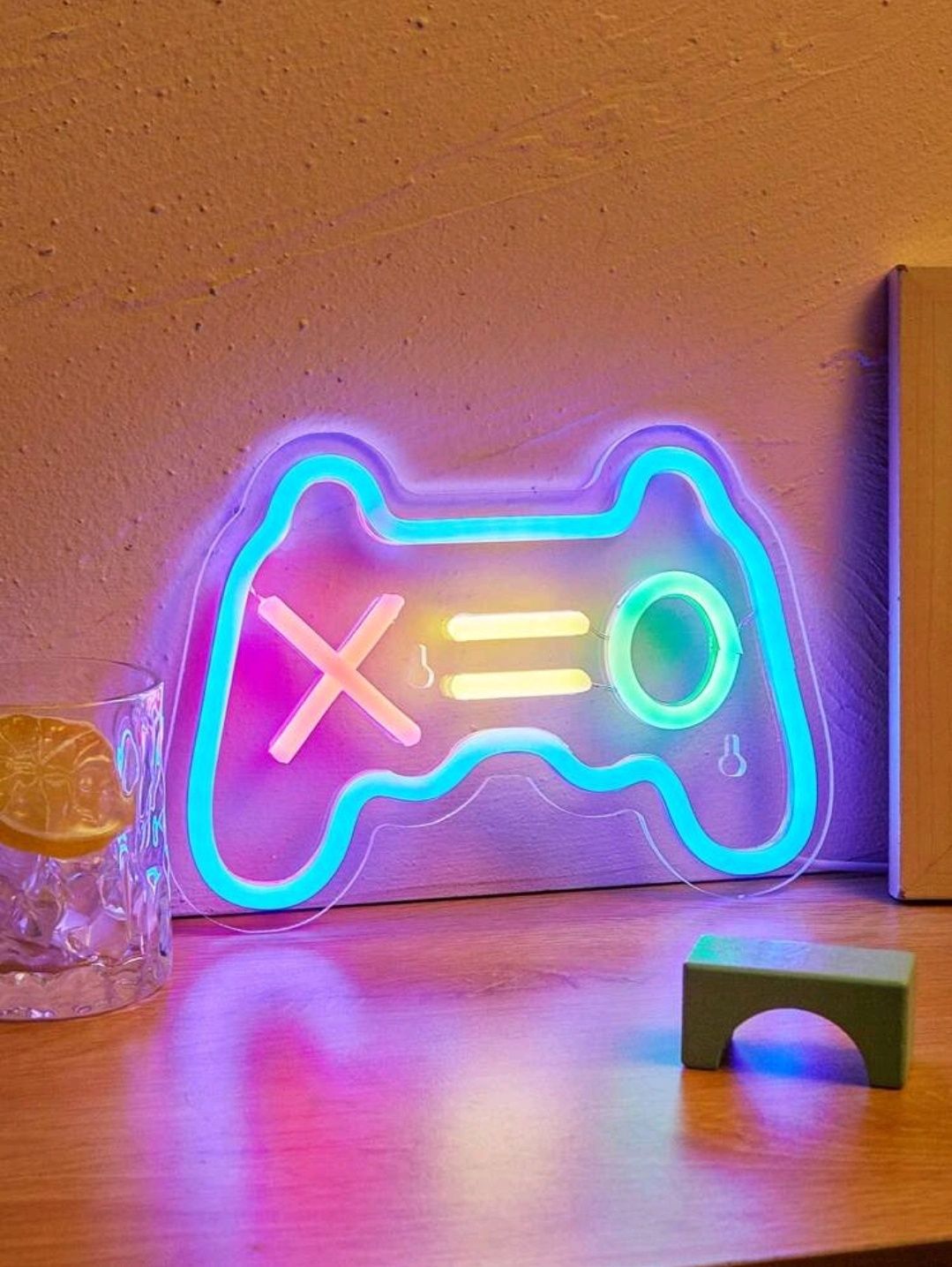 Neon na ścianę, gaming, pad ps4