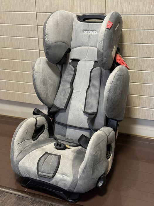Універсальне автокрісло RECARO Young Spor 9997207