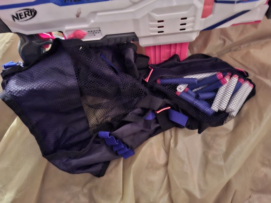 Pistolet NERF na strzałki