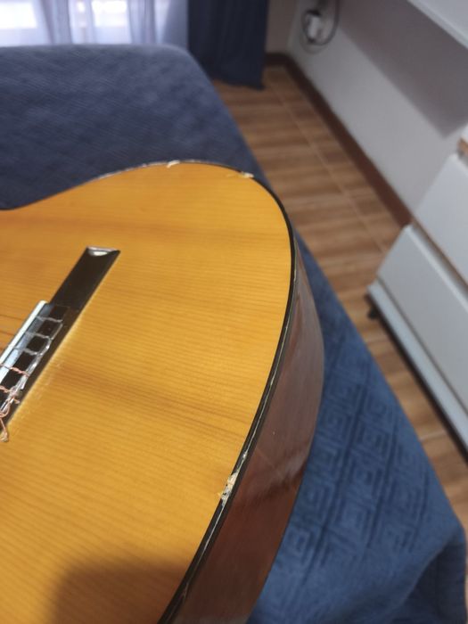 Guitarra Hohner modelo MC-06