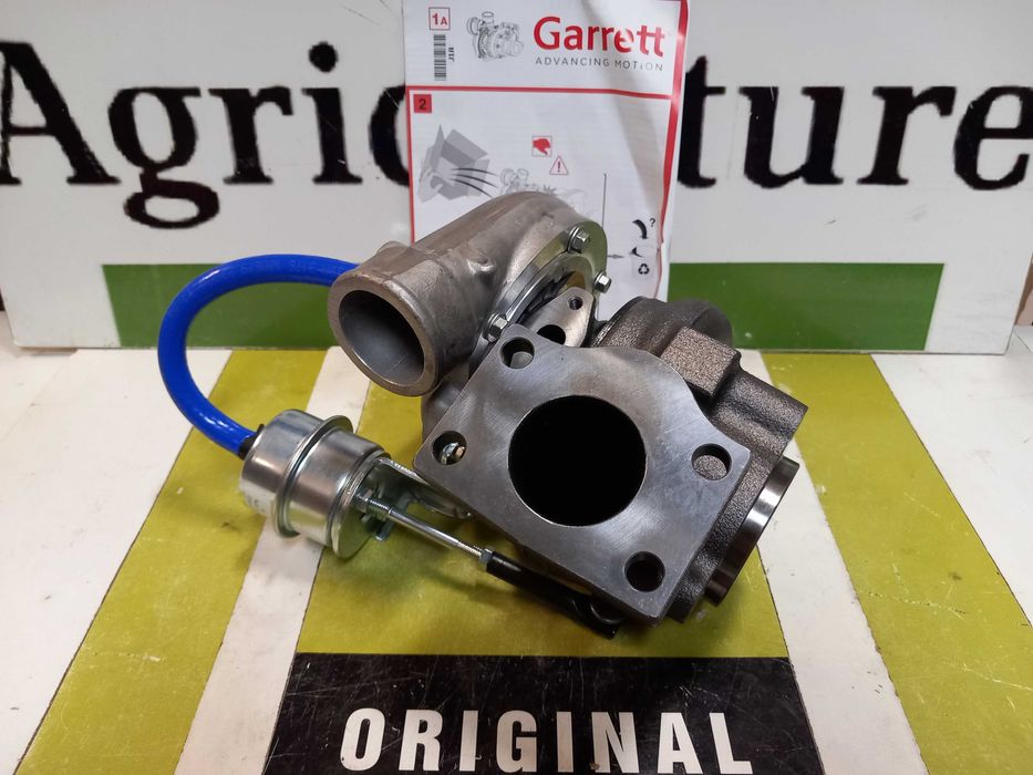 Turbosprężarka Garrett sprężarka turbina MASSEY FERGUSON 6255 4-C MF