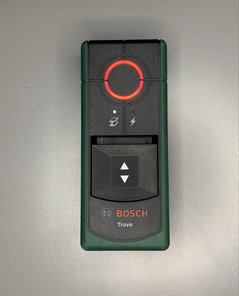 Detektor Bosch Truvo 2 cyfrowy wykrywacz metalu i przewodów/ kabli