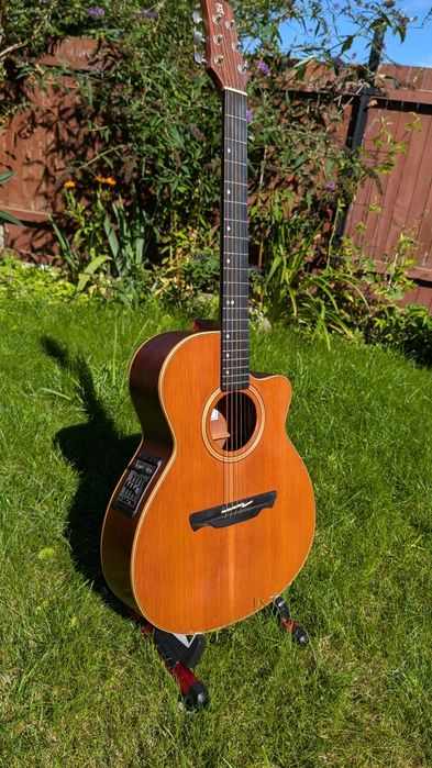 Aluminiowy turystyczny stojak ma gitarę lub ukulele składany ultra lek