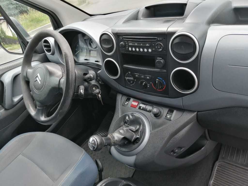 Citroen Berlingo 1,6 Diesel, 7 osobowy 2010r.