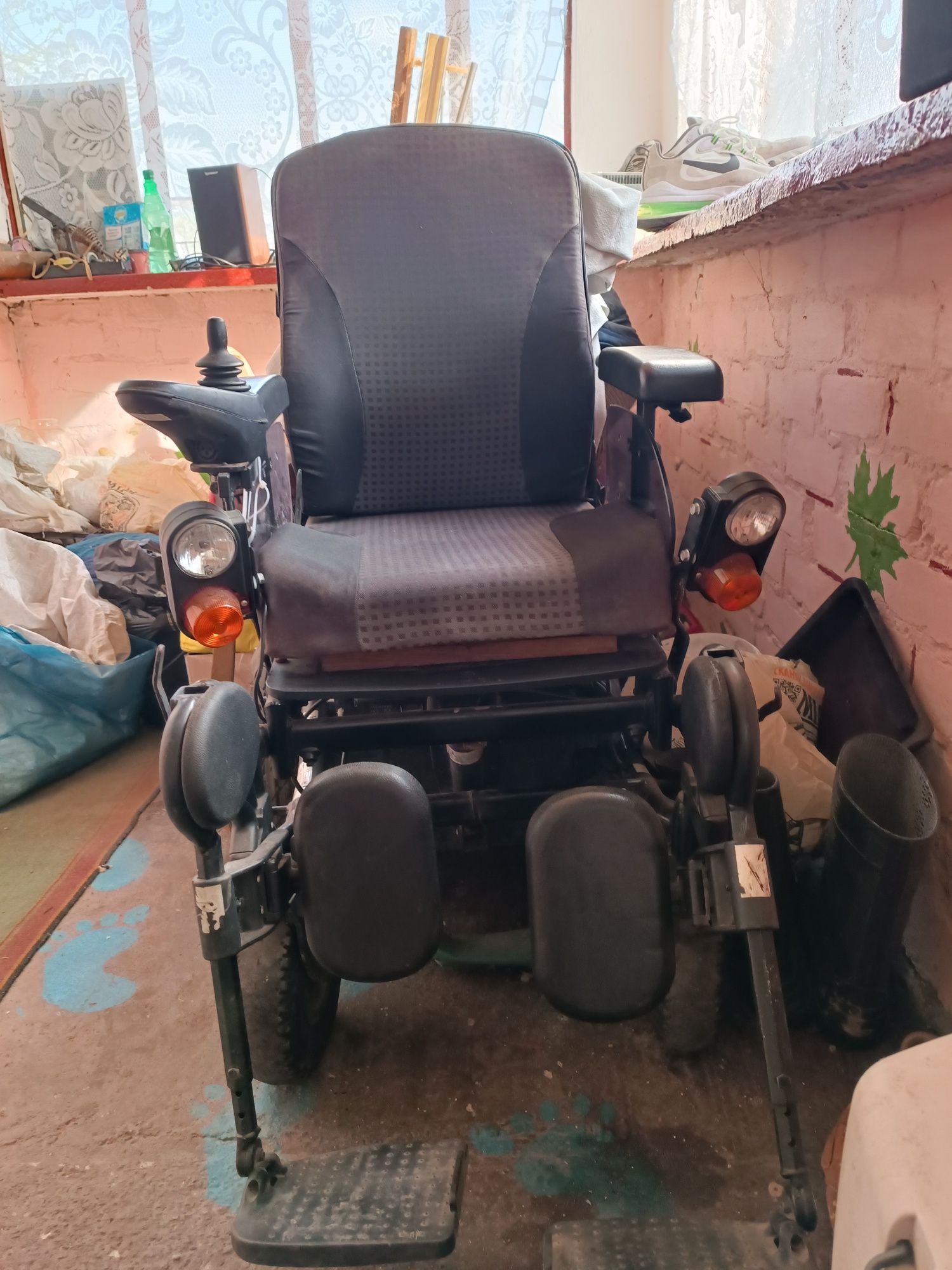 Інвалідне крісло з електроприводом Б/У