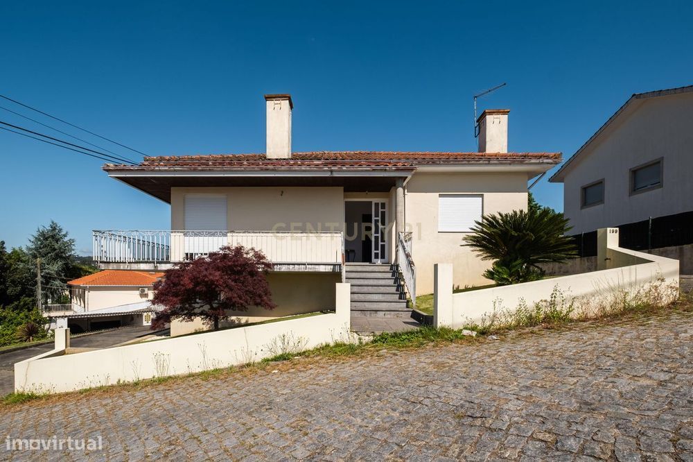 Moradia T3 em Penafiel, Castelões