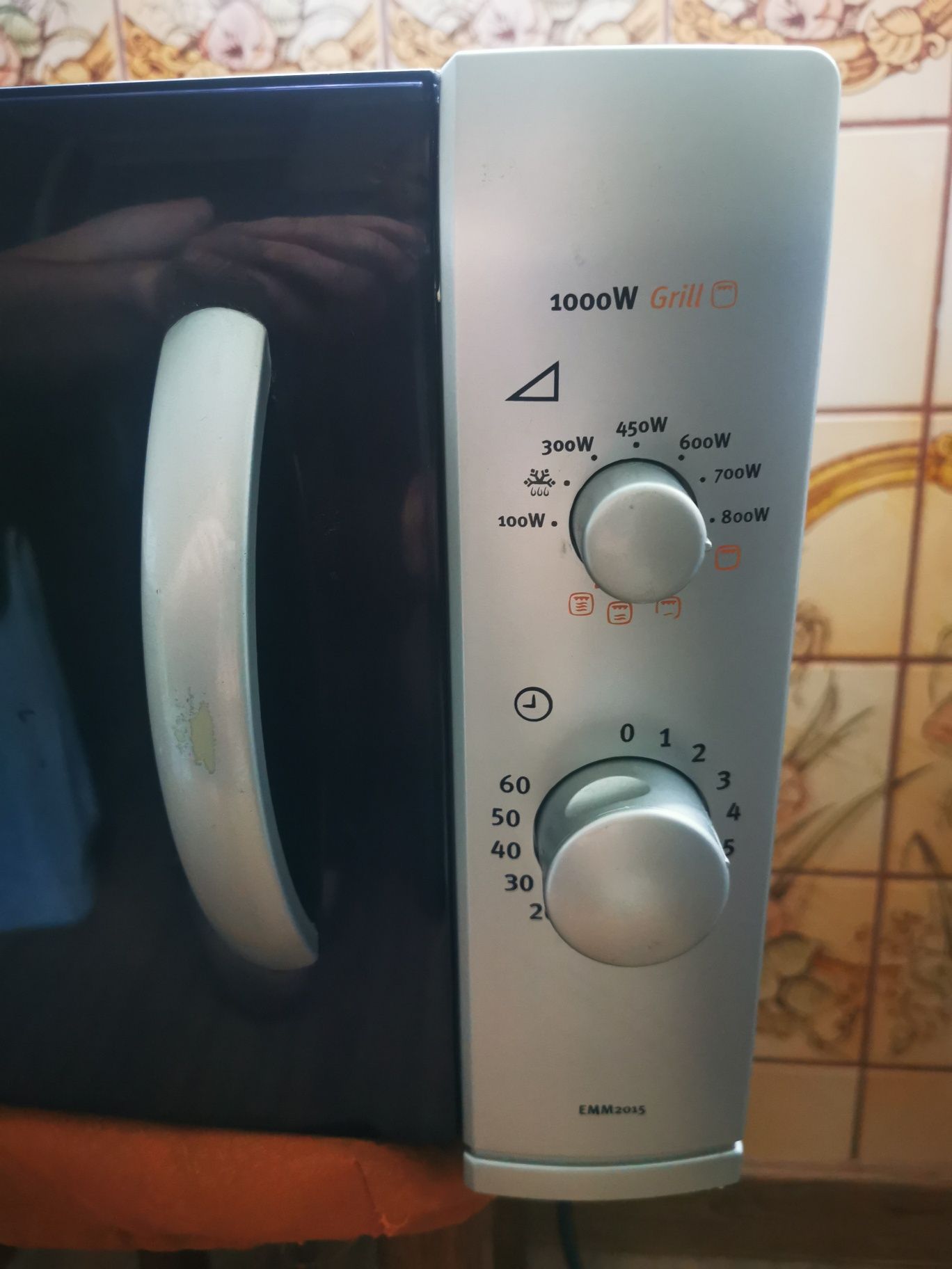 Mikrofalówka Electrolux EMM2015 Grill