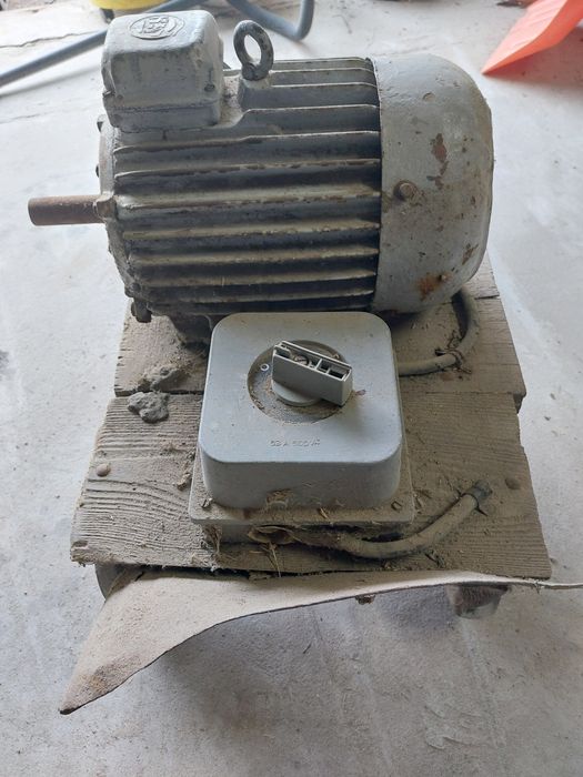 Sprzedam Silnik 7,5kw