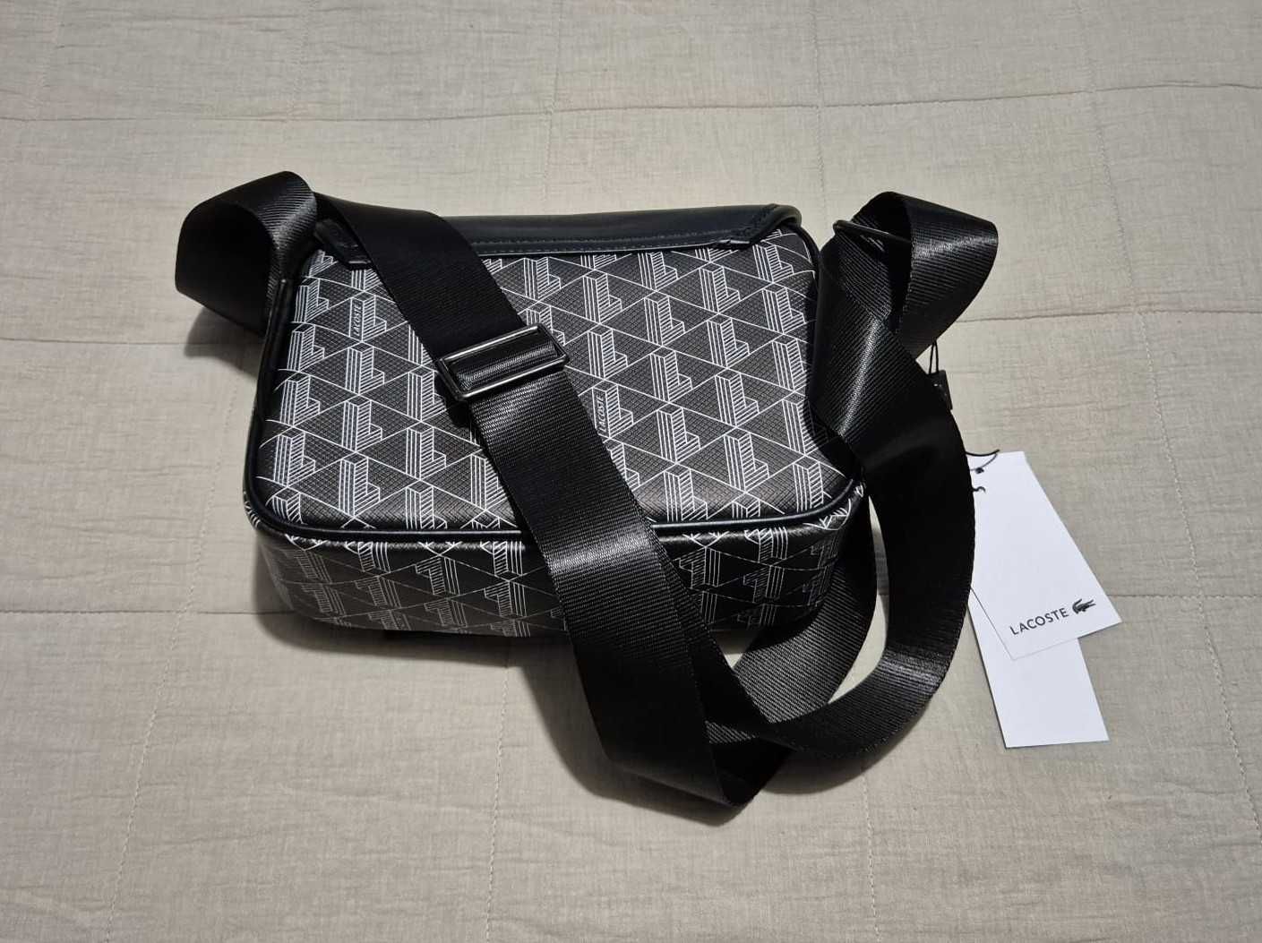 Bolsa / Mala a Tiracolo LACOSTE The Blend - Preta - nova