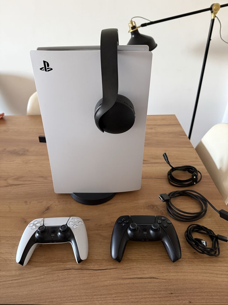 Playstation 5 825gb Digital + Phones PS 3D pulse + comando
