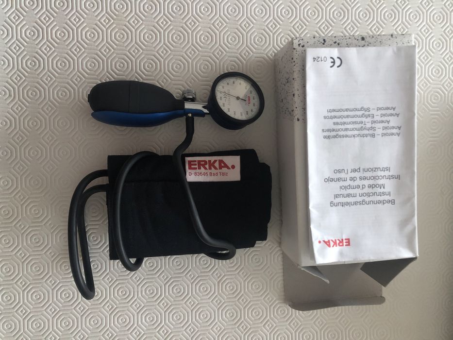 Esfigmomanómetro profissional ERKA novo