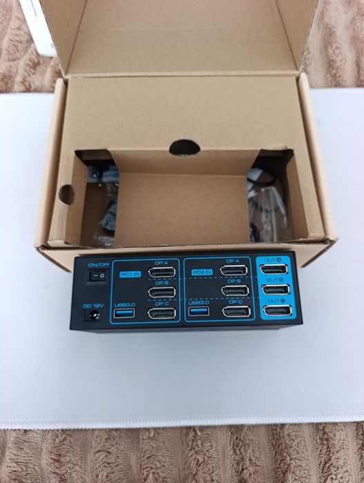 KVM-перемикач 8K  60Hz DisplayPort