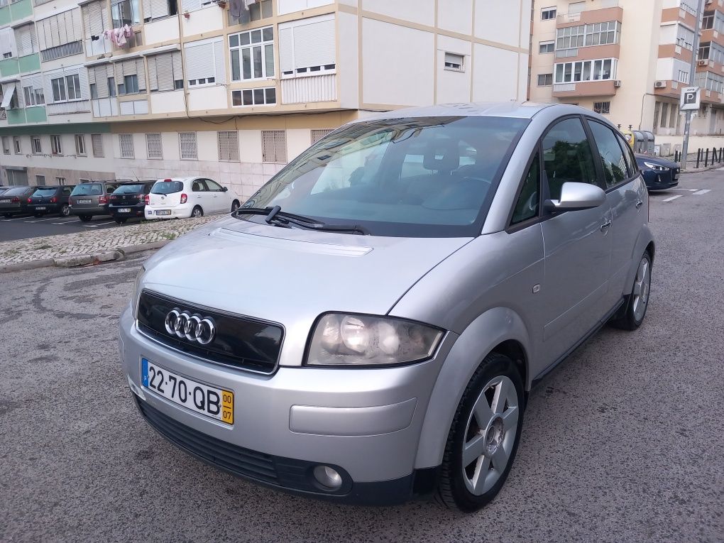 Audi A2 1.4 90cvs