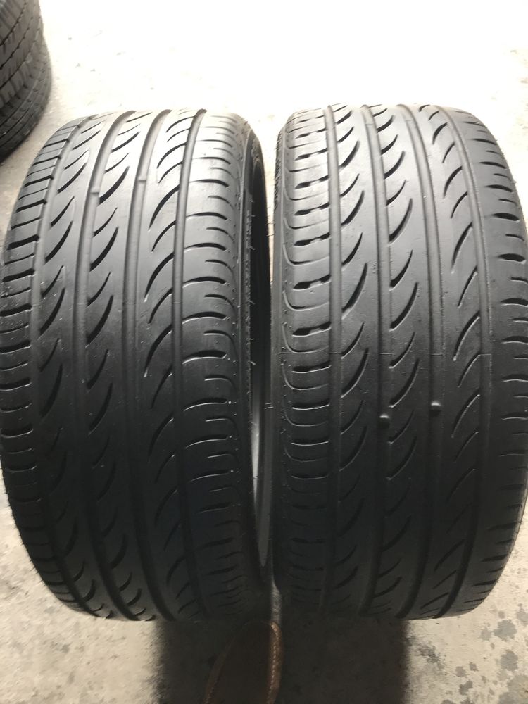 215/40R18R18 Pirell P ZERO NERO. 2 шт