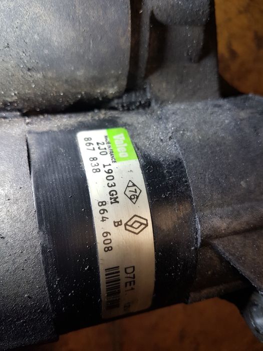 Rozrusznik Renault Clio II  867  838