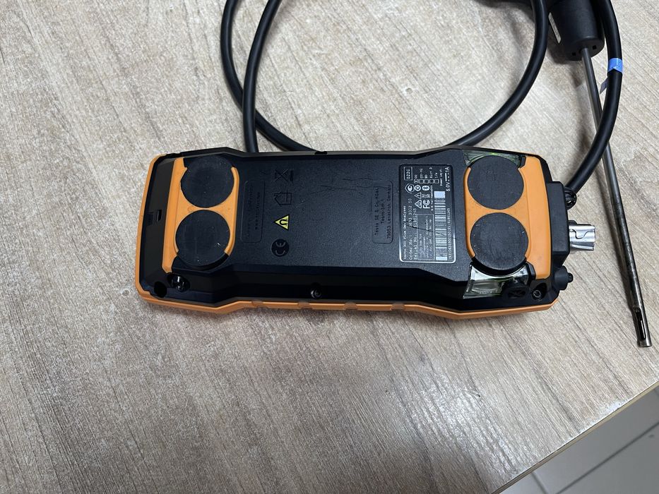 Testo 300 / газоаналізатор Тесто для O2, CO
