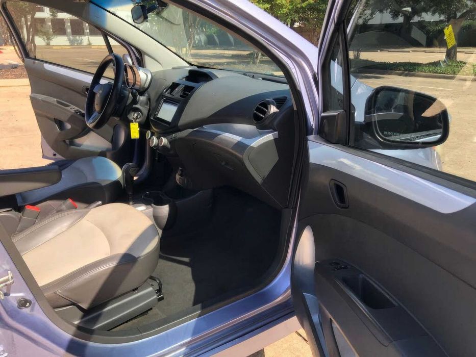 Chevrolet Spark 2LT      2014