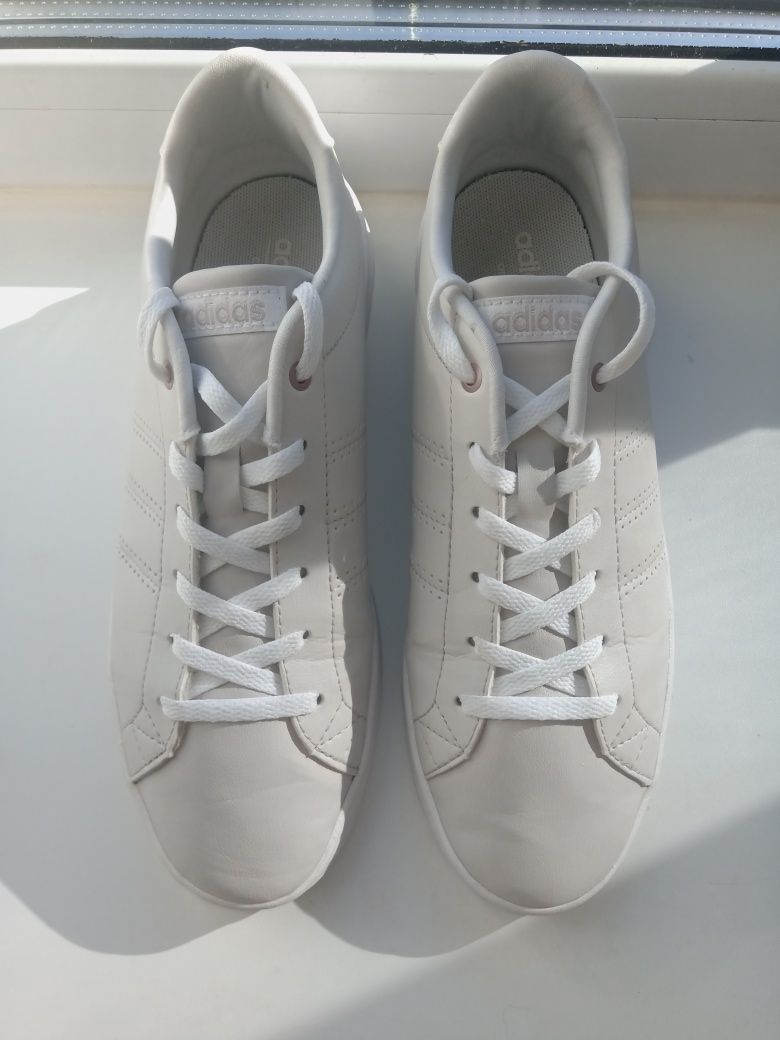 Кроссовки женские Adidas Neo Advantage Clean QT W Арт. AW3973.  37 1/3