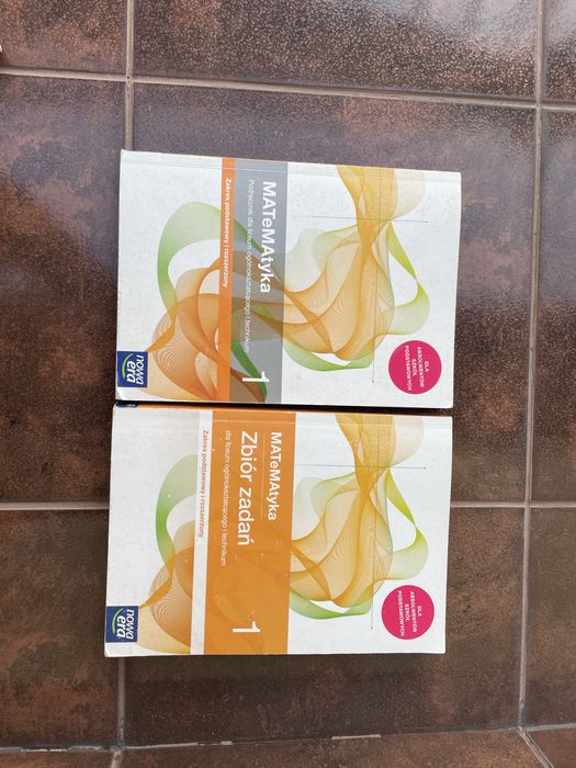 Podręcznik i zbiór zadań matematyka 1 postawowy i rozszerzony Nowa Era