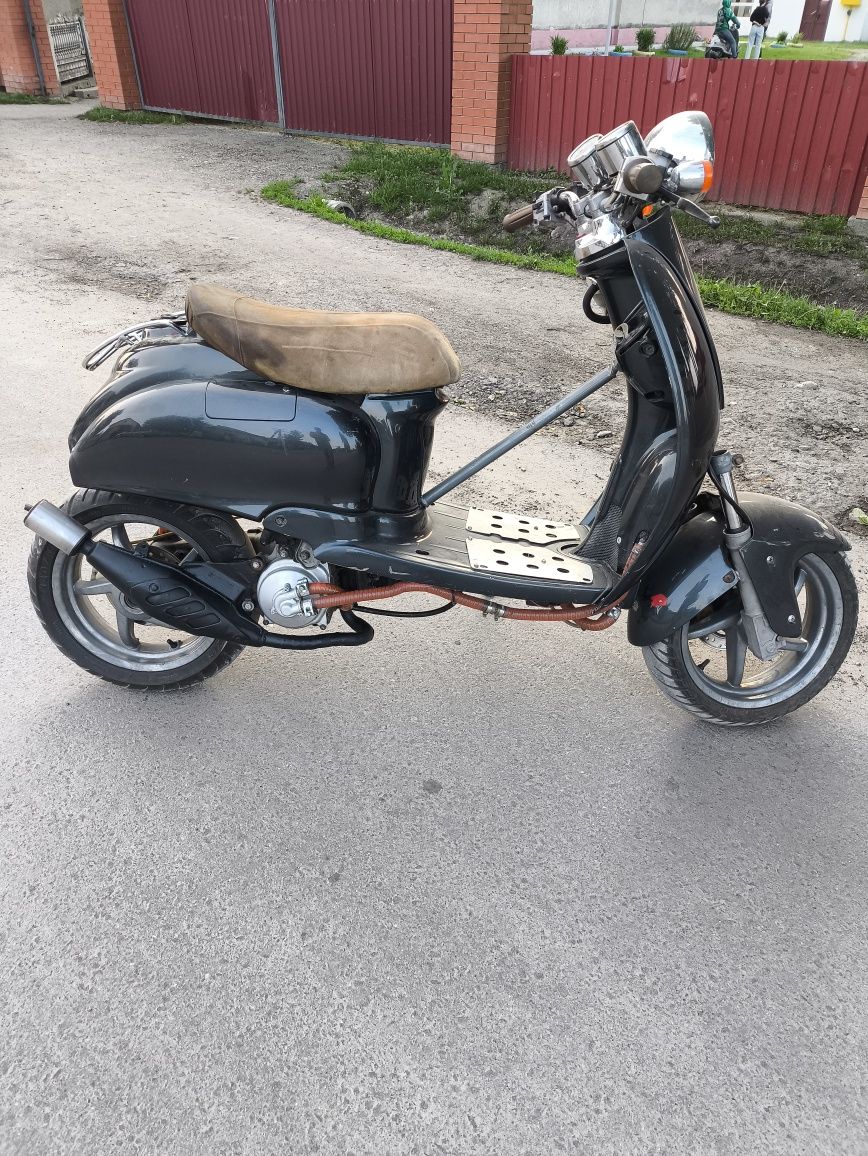 Aprilia vino minarelli, aerox