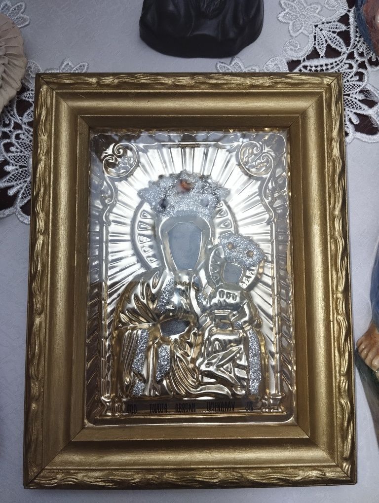 Okazja! Elegancki Jak Nowy Zestaw Dewocjonali Religijnych .