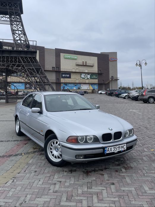 BMW e39 523i автомат БМВ е39