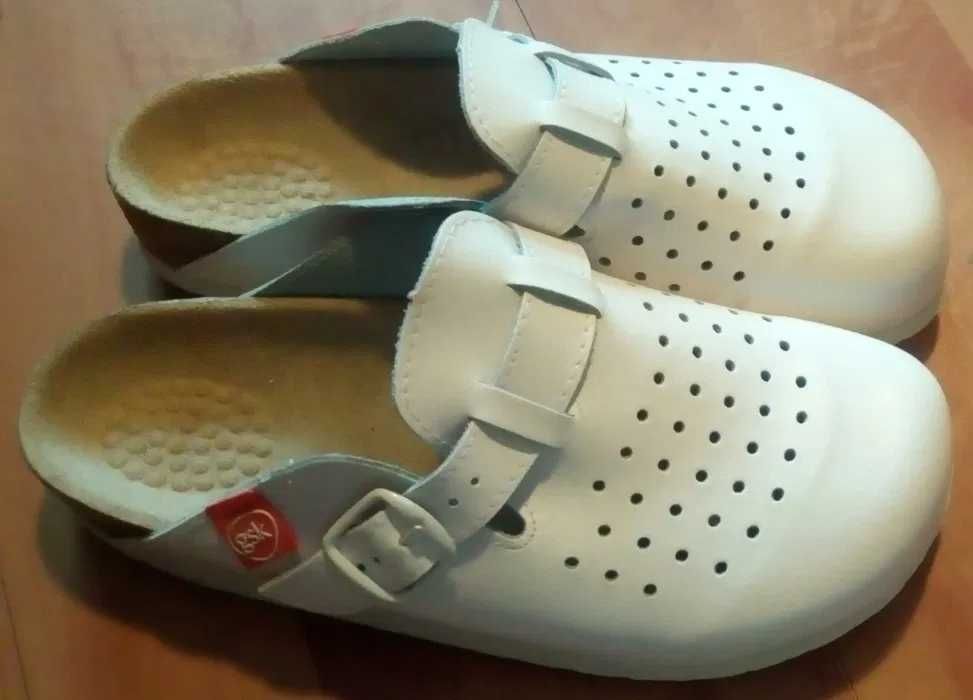 Buty zdrowotne białe długość  wkładki 24,5 cm